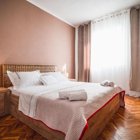 Apartment Dunja Supetar Extérieur photo